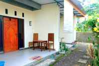 Common Space Angin Mamiri Rinjani Cottages And Resto