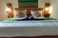 Bedroom Angin Mamiri Rinjani Cottages And Resto