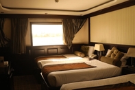 Kamar Tidur River Boat