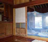 Kamar Tidur 7 Iheya Traditional Wooden House