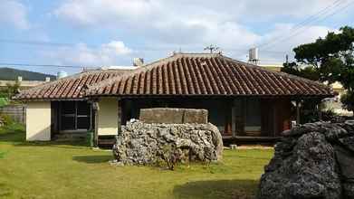 Bangunan 4 Iheya Traditional Wooden House