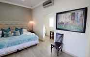 Kamar Tidur 6 Abella Bed and Breakfast