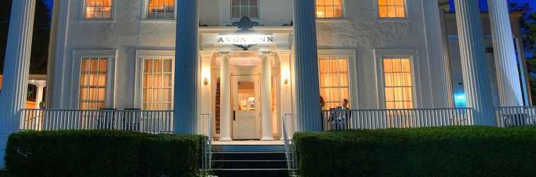 Exterior Avon Inn