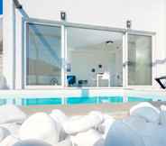 Swimming Pool 4 Paradiso I