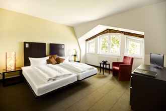 Kamar Tidur 4 Hotel Germania