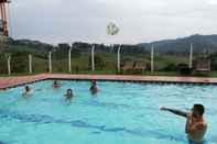 Swimming Pool La Fragata Src