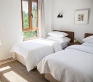 Kamar Tidur 6 The River House