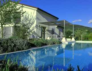 Others 2 Hillside Villa With Swimming Pool and Jacuzzi - Frasassi Caves