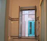 In-room Bathroom 7 House Nunziatina in the Heart of Lipari