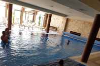 Kolam Renang Royal Bansko Aparthotel 206d