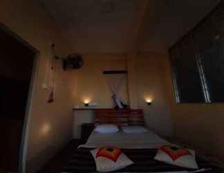 Kamar Tidur 2 Ella Village View Homestay