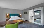 Bedroom 7 Hampton Inn & Suites by Hilton Belleville