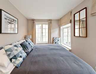 Kamar Tidur 2 Pretty 2-bedroom Apartment, Notting Hill