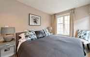 Kamar Tidur 3 Pretty 2-bedroom Apartment, Notting Hill