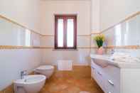 Phòng tắm bên trong Casa Trifoglio