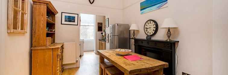 Lobby Fab 2 BR Flat in Paddington Close to Hyde Park