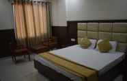 Bedroom 3 Hotel Shraddha