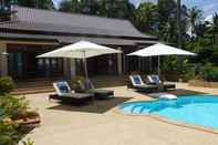 Swimming Pool 4 Bedroom Beach Front Villa Sea Breeze SDV229B-By Samui Dream Villas