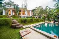 Swimming Pool Villa Cinta