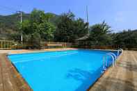 Swimming Pool Asteria Pension