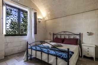 Bedroom 4 Villa Pietra&Sole