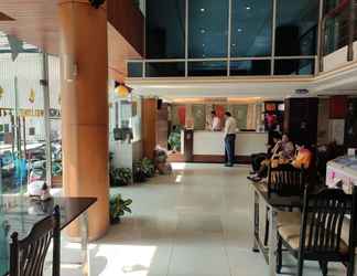 Lobby 2 Hotel Asok Inn
