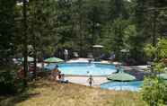 Swimming Pool 7 Village Huttopia Lanmary