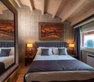 Bedroom 5 Lake Hotel La Pieve