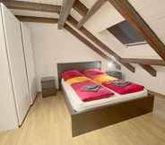 Bilik Tidur 4 ZH Strawberry - Oerlikon Hitrental Apartment