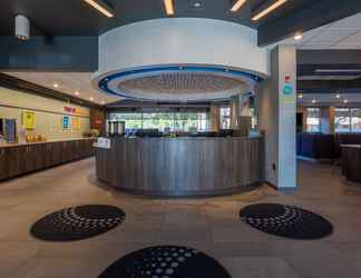 Lobby 2 Tru by Hilton Ocean City Bayside