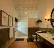 In-room Bathroom 3 Taru Villas Riva - Negombo