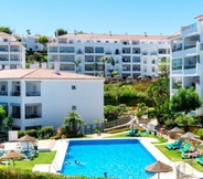 Swimming Pool 2 Apartment - 2 Bedrooms with Pool and WiFi - 107884