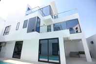 Exterior Private Pool Villa in Central Pattaya - Palmc11 & Palmc12