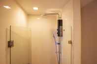In-room Bathroom Near BK University Quiet Condo in Rama4 bkb136