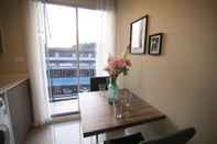 Phòng ngủ Near BK University Quiet Condo in Rama4 bkb139