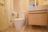 In-room Bathroom Near BK University Quiet Condo in Rama4 bkb141