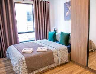 Bedroom 2 Apartment 450m from BTS with Sky Pool - bkbloft5