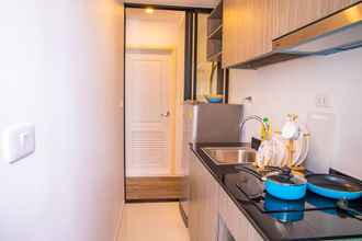 Kamar Tidur 4 Apartment 450m from BTS with Sky Pool - bkbloft5