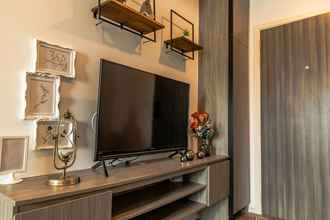 Kamar Tidur 4 Apartment 450m from BTS with Sky Pool - bkbloft8