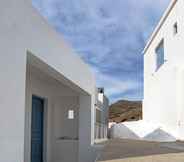 Bên ngoài 7 Perigiali Rooms & Apartments Folegandros