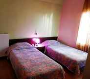 Bedroom 6 Akanthos Hotel