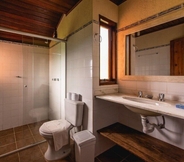 In-room Bathroom 2 Pousada Morada Do Luar