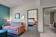 Common Space Home2 Suites by Hilton Fort Mill, SC