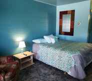 Bedroom 7 Viking Inn