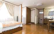 Kamar Tidur 7 Centrally Located Deluxe Furnished.1