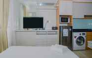 Bedroom 6 Relaxing Studio Apartment at Menteng Park