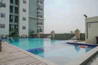 Swimming Pool Comfy Studio at Gading Greenhill Apartment