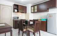 Kamar Tidur 5 Spacious 1BR Apartment with City View at Paladian Park