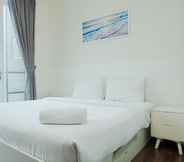 Kamar Tidur 2 Minimalist and Relaxing 1BR Apartment at Puri Orchard