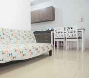 Kamar Tidur 7 Convenient 2BR Apartment at Pasar Baru Mansion